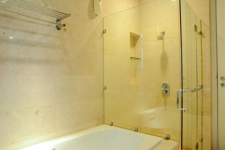 3 Bedroom Apartment At Senayan Residence By Travelio