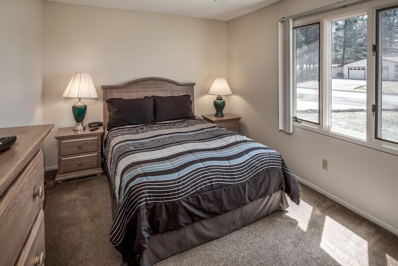 101 Williams - Three Bedroom Cabin