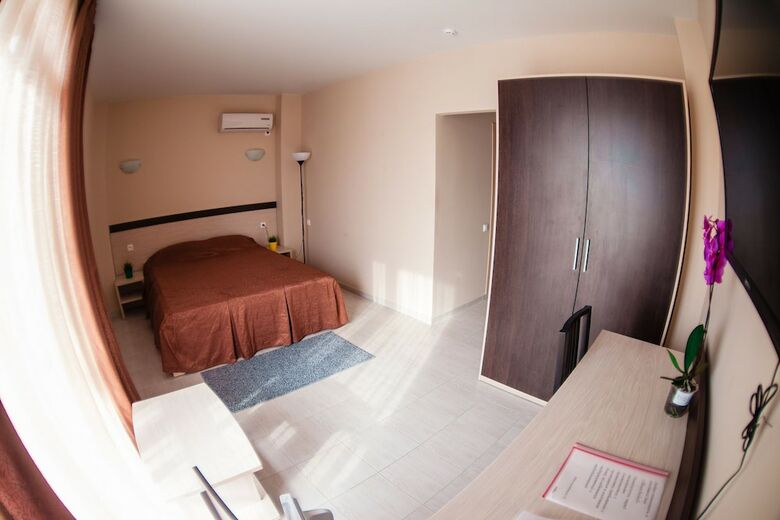 Hotel Beausoleil Guesthouse