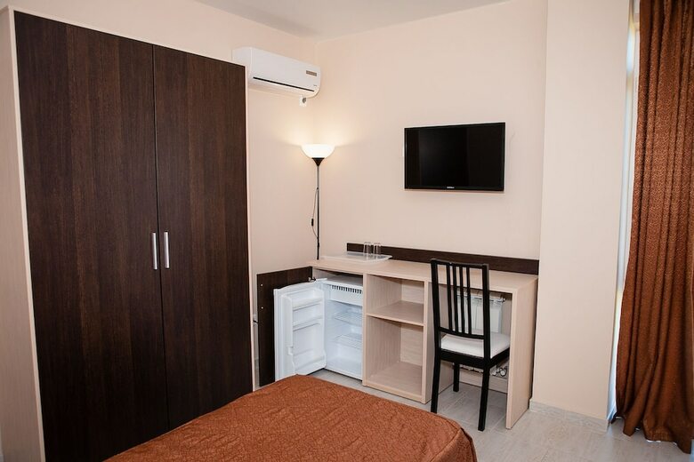Hotel Beausoleil Guesthouse