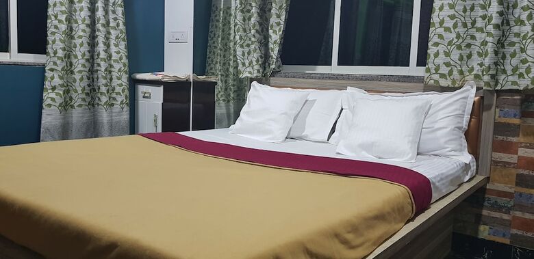 Hotel Silver Oak Villa