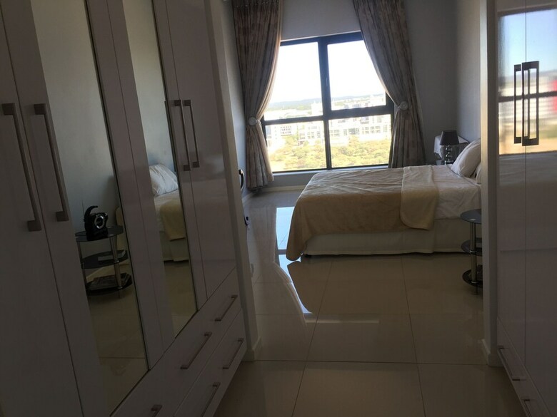 Apartamentos Cbd Home Away From Home