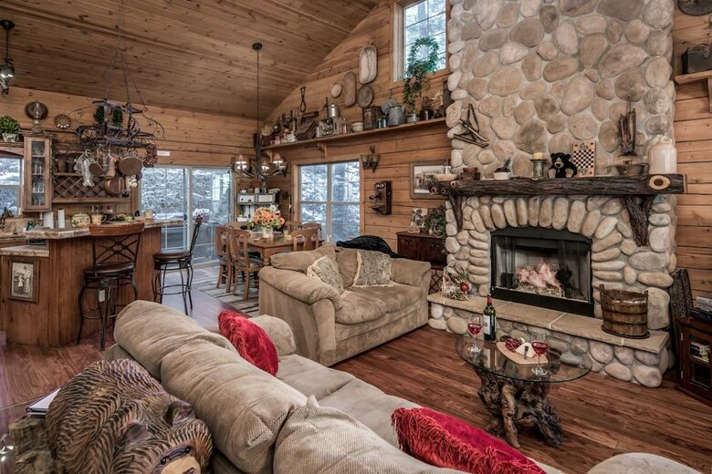 Sombras Del Bosque - Four Bedroom Cabin