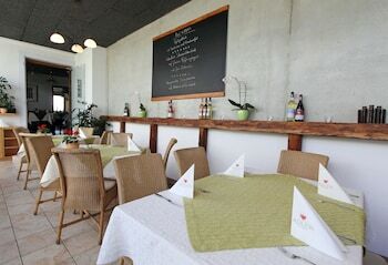 Hostal Adler Hotel & Gasthaus