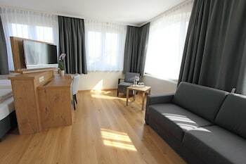 Hostal Adler Hotel & Gasthaus