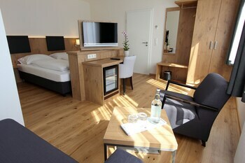 Hostal Adler Hotel & Gasthaus