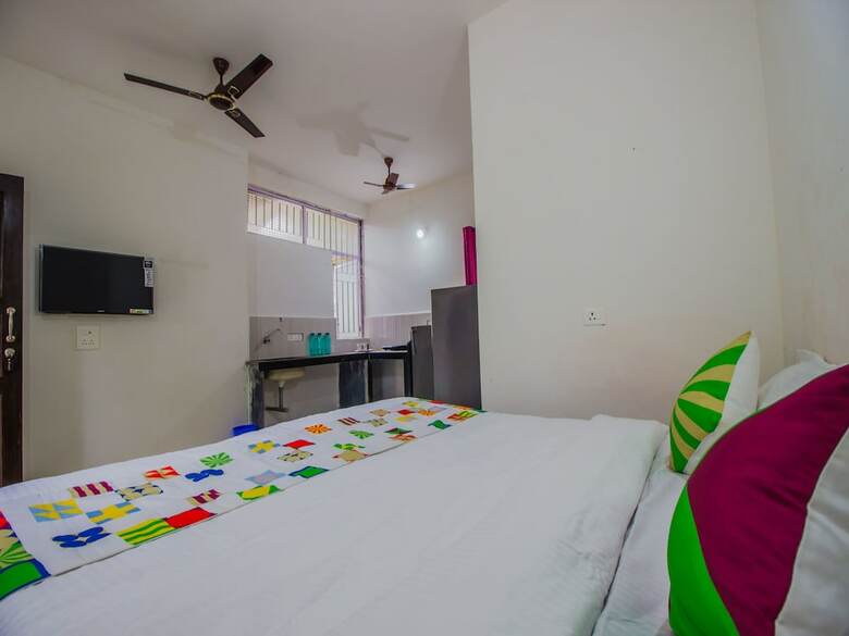 Apartamentos Oyo 13098 Home Cozy Studio Near Uddo Beach
