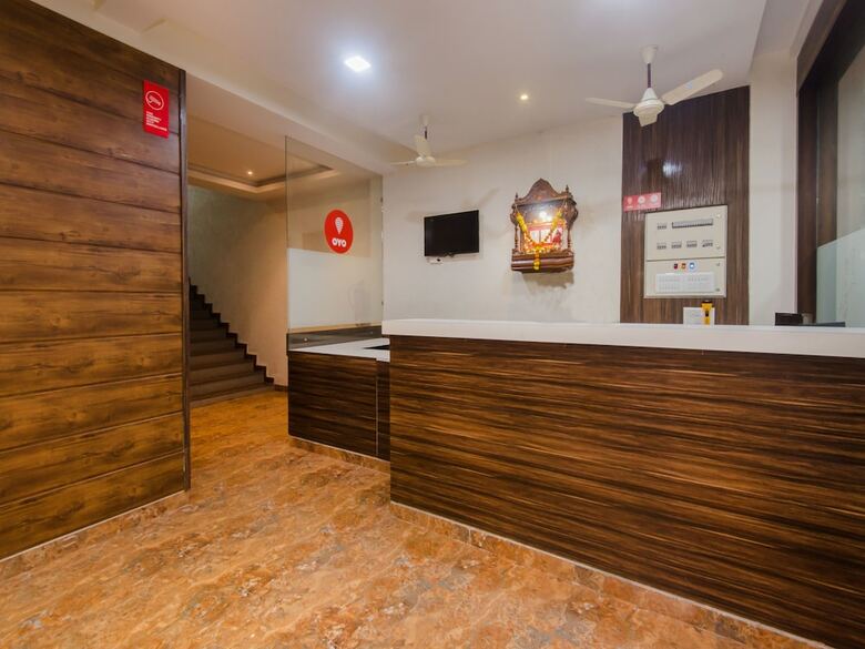 Hotel Oyo 12894 Bunty Residency
