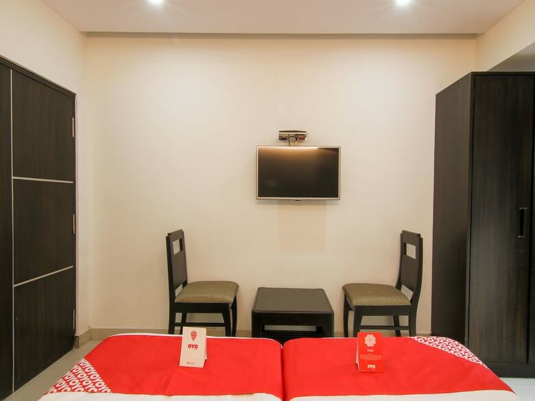 Hotel Oyo 12768 Ramachandra Residency
