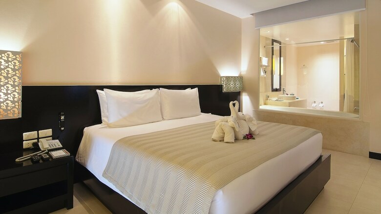 Apartamento Apsara Beachfront Resort And Villa