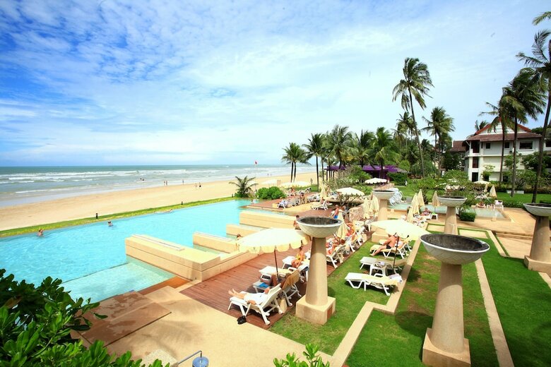 Apartamento Apsara Beachfront Resort And Villa