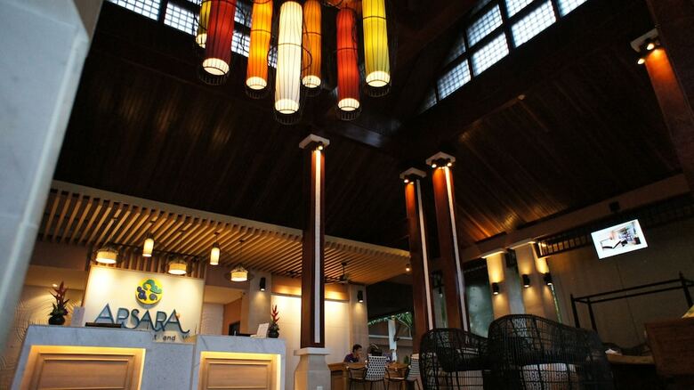 Apartamento Apsara Beachfront Resort And Villa