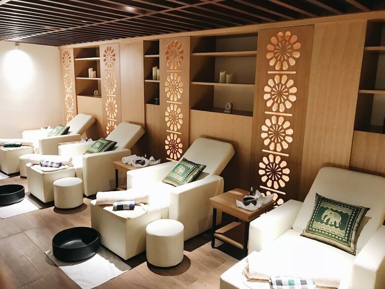 Hotel Dusit Princess Moonrise Beach Resort