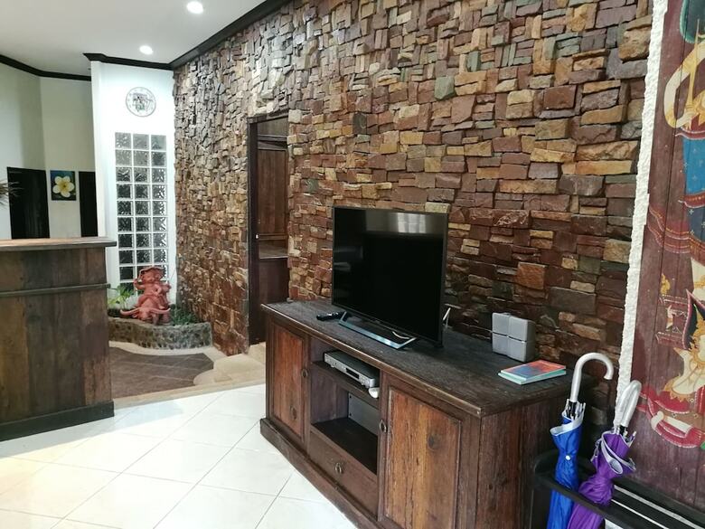Polina Park Hotel