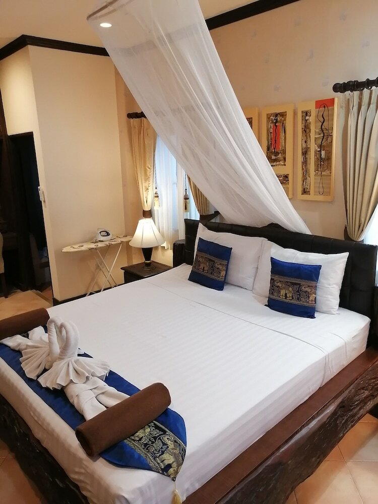 Polina Park Hotel