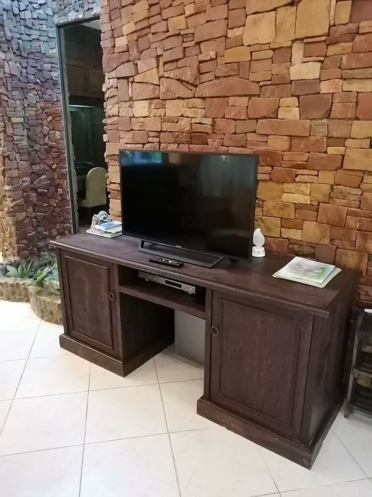 Polina Park Hotel