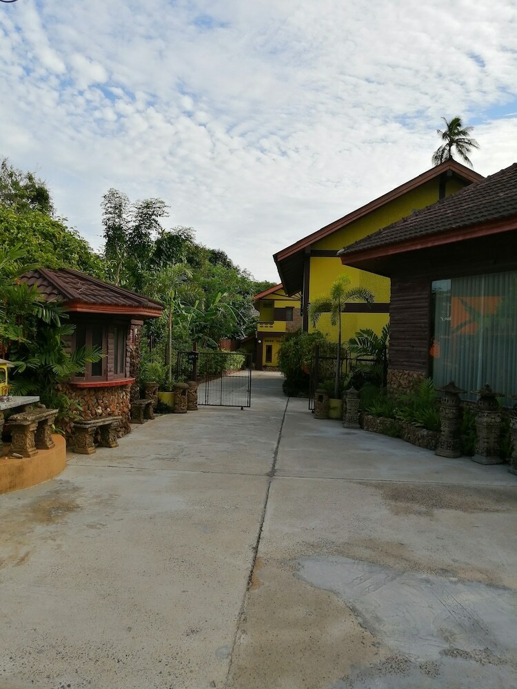 Polina Park Hotel