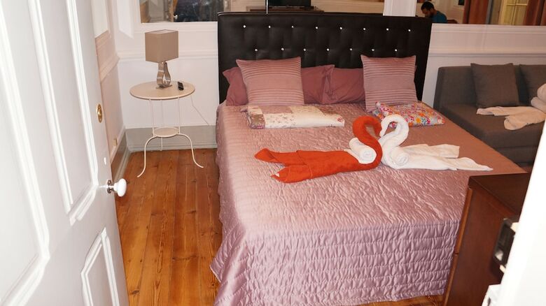 Hostal White And Grey Lisbon - Hostel