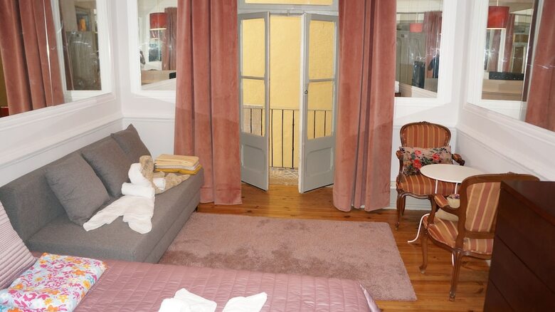 Hostal White And Grey Lisbon - Hostel