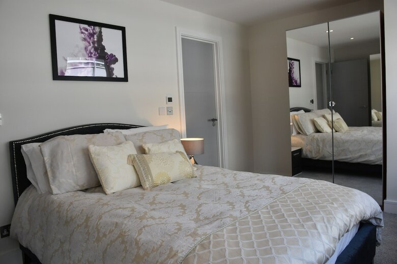 Ealing Apartments