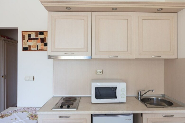 Aparthotel Quiet One Bedroom Apartment With Balcony