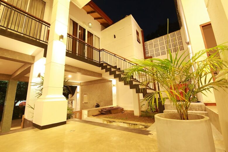 Aparthotel Hikka Boutique