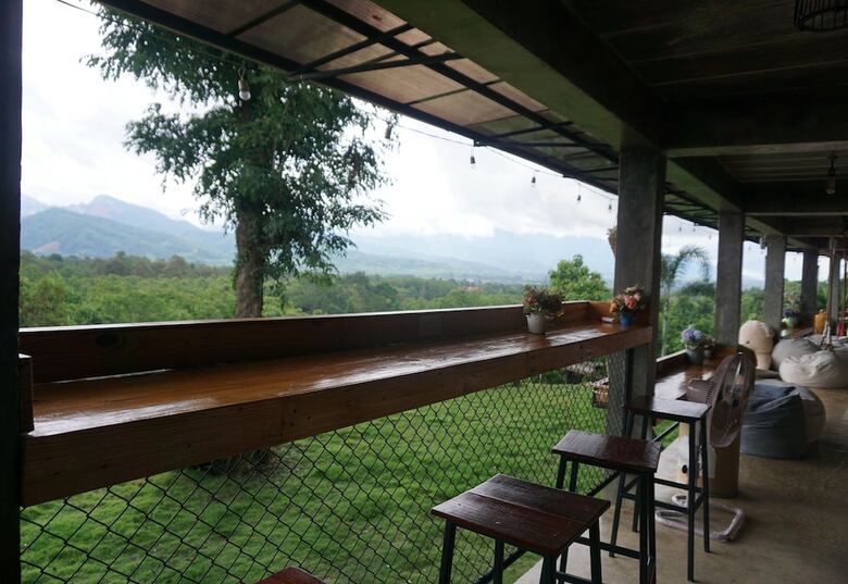 Hotel Phuka Mountain View Resort & Andresbar