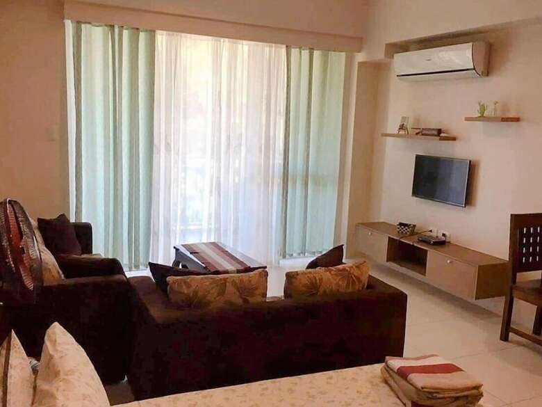Pico de Loro Hamilo Coast Guest House