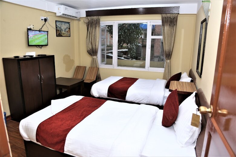 Hotel Holy Temple Tree & Chautari Cafe.