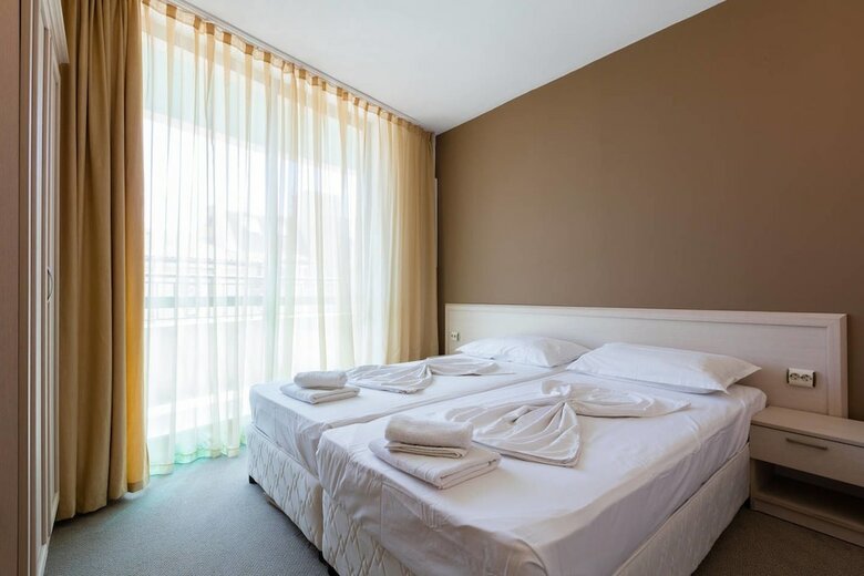 Aparthotel One Bedroom Apartment With Balcony In Avalon Complex