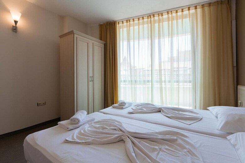 Aparthotel One Bedroom Apartment With Balcony In Avalon Complex