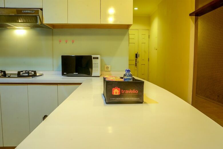 2 Bedrooms Apartment At Fx Residence By Travelio