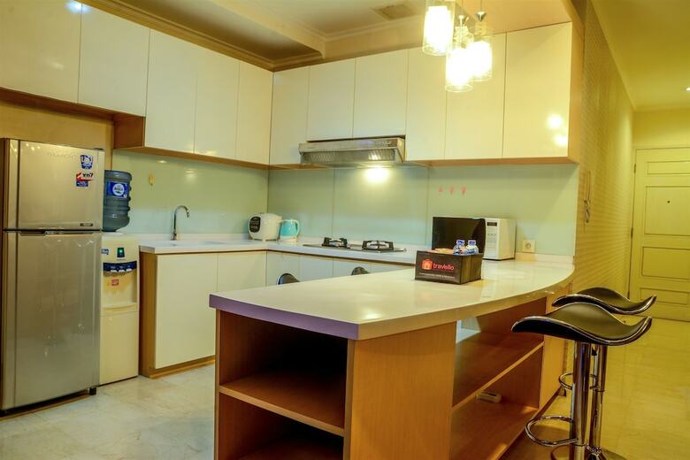 2 Bedrooms Apartment At Fx Residence By Travelio