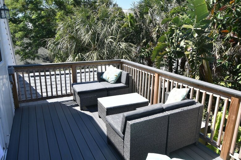 Apartamentos Pass-a-grille Beach Historic Spanish Triplex