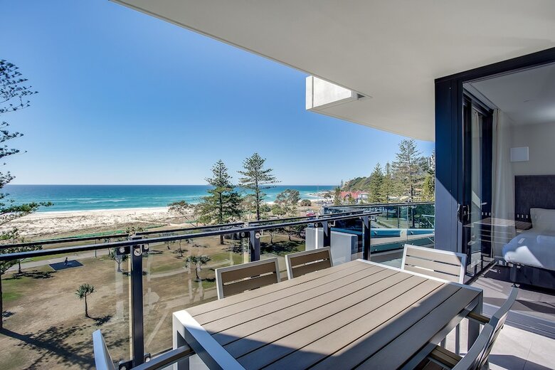 Apartamentos Iconic Kirra Beach Resort