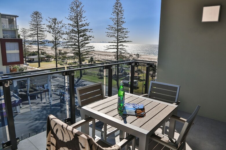 Apartamentos Iconic Kirra Beach Resort