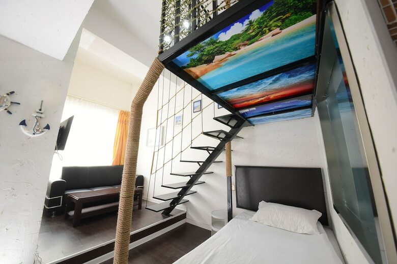 Qingdao Couples Boutique Hotel