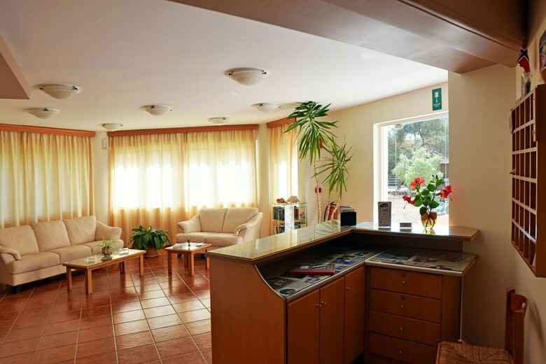 Iolkos Hotel Apartments
