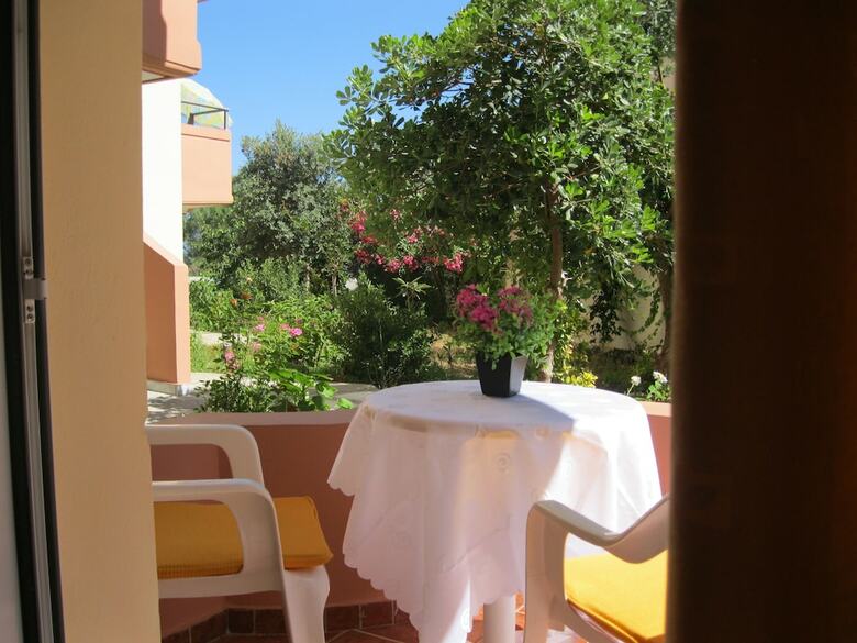 Iolkos Hotel Apartments