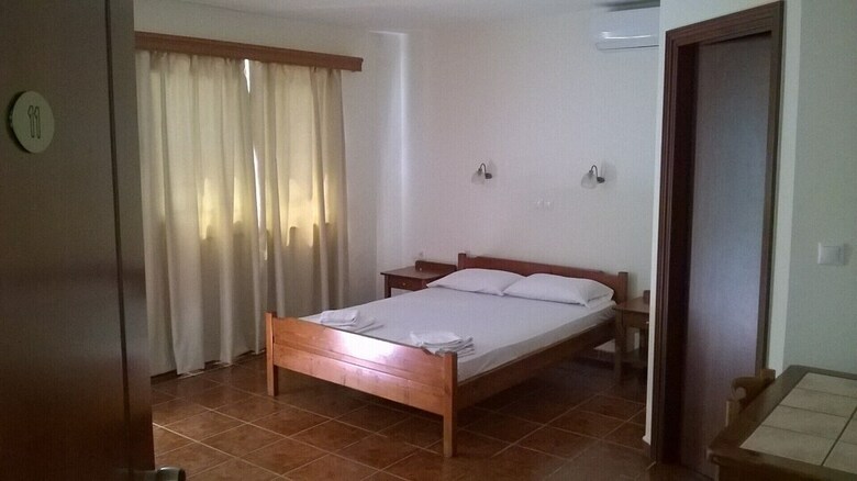 Iolkos Hotel Apartments