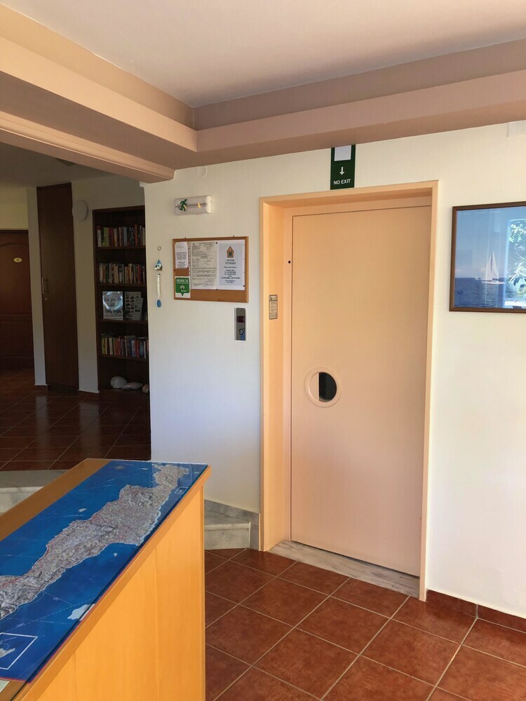 Iolkos Hotel Apartments