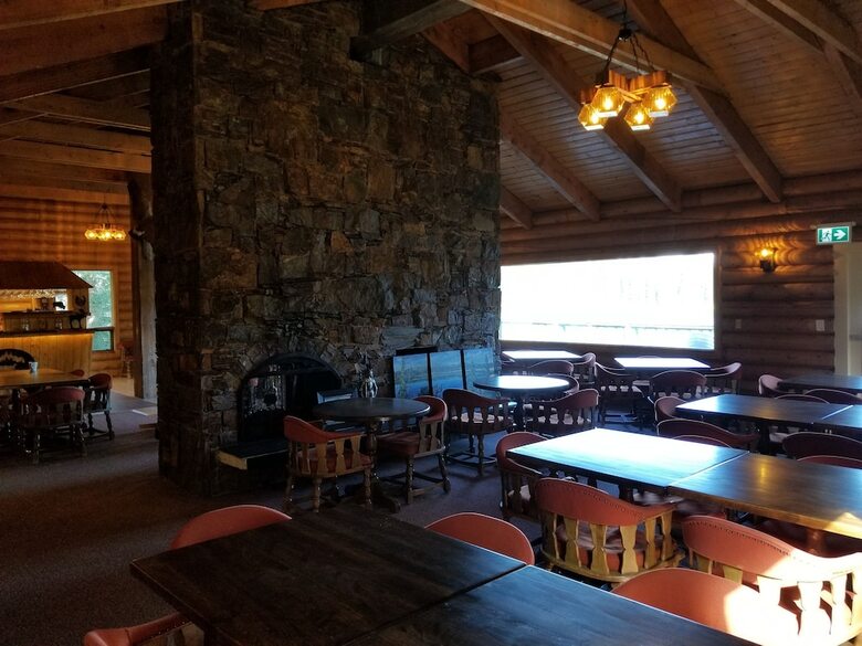 Motel Schott's Lake Rv & Guest Ranch Inc.