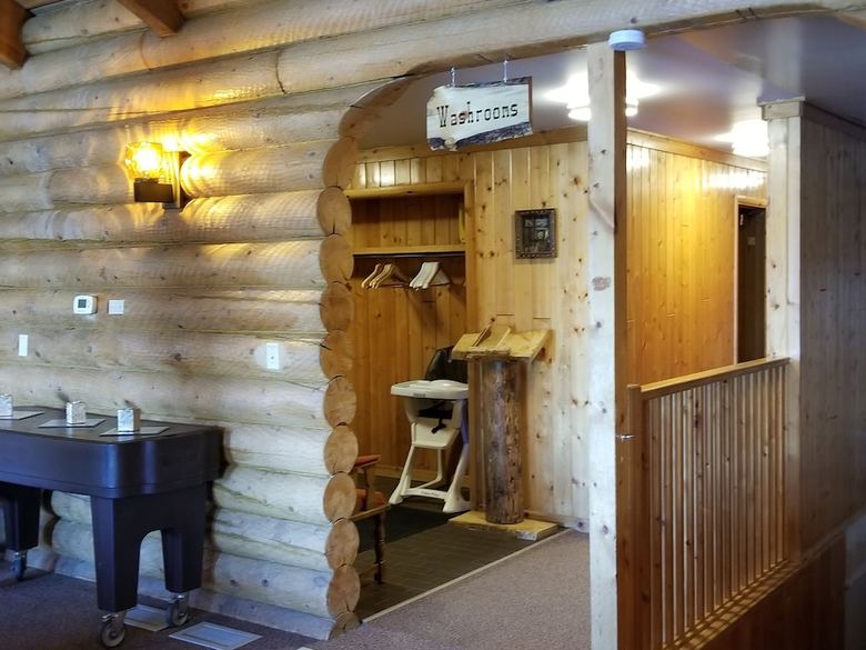 Motel Schott's Lake Rv & Guest Ranch Inc.