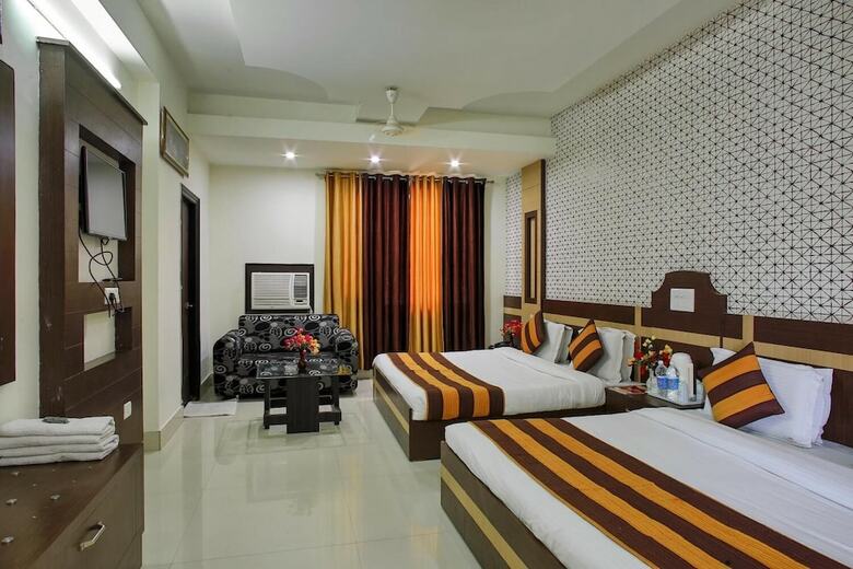 Hotel Maa Gayatri