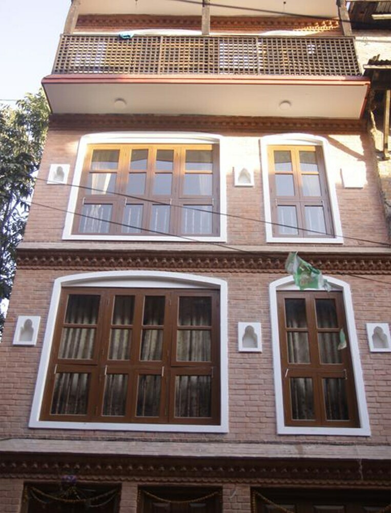 Hotel Malla Guest House