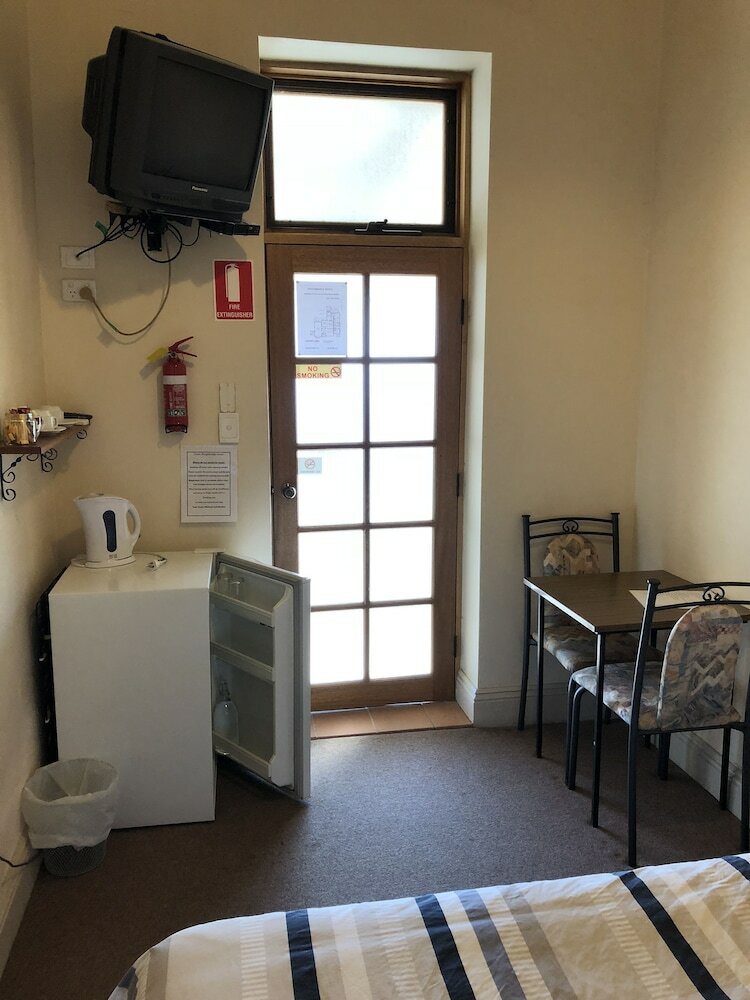 Truro Weighbridge Motel