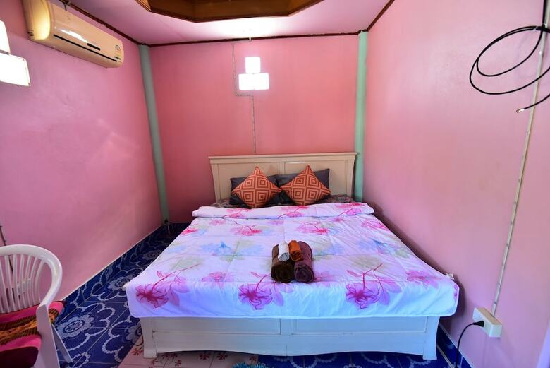 Hotel Lanta Danai Guesthouse