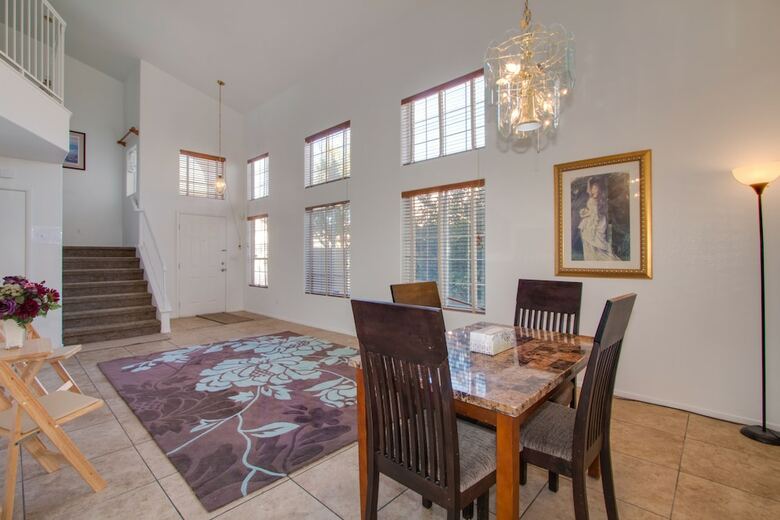 Las Vegas Luxury Vacation Villa
