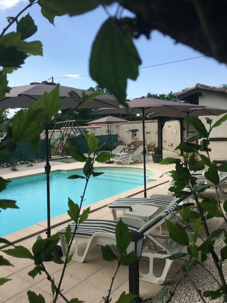 Domaine de Brugu�res