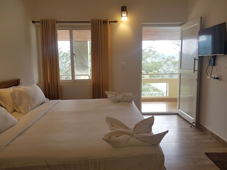 Hotel Dew Drops Farm Resorts